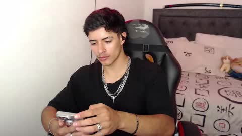 Jacobbakerr online show from April 2026 04:46:02 AM