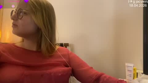 jacywinslat online show from April 2026 07:07:02 PM