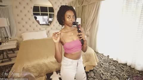 Snapshot of jada_valentine chatting on January 2026 02:44:01 PM Jada online show from January 2026 02:44:01 PM