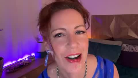 Snapshot of jade_slade chatting on June 2026 01:54:01 AM Jade Slade online show from June 2026 01:54:01 AM
