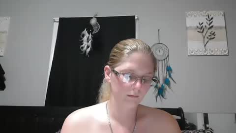 JadeLuv online show from February 2026 01:35:02 AM