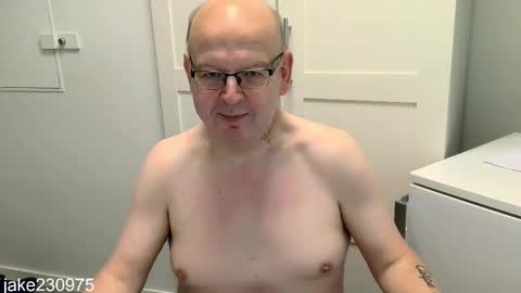 Jake2309 online show from October 2025 08:17:02 PM