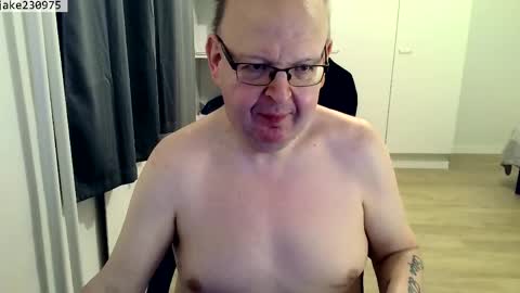 Jake2309 online show from April 2026 07:08:02 PM