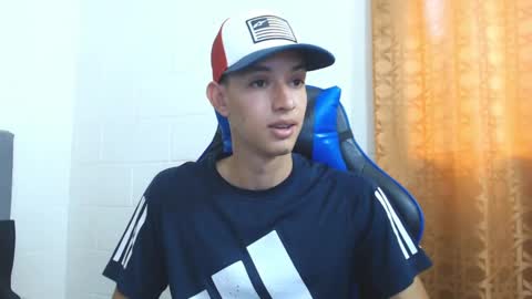 Hi guys im new 3 online show from March 2025 06:34:02 PM