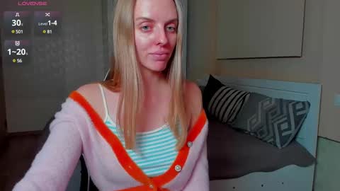 Sofia online show from March 2025 12:27:02 PM