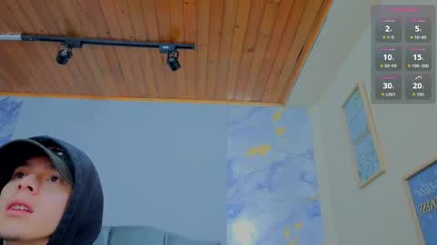 james_adamss_ online show from April 2026 01:17:02 PM