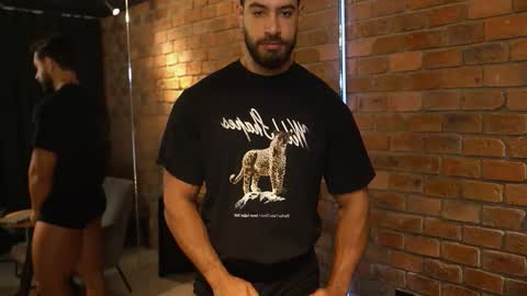 Snapshot of james_axel chatting on February 2026 01:59:01 PM James Axel online show from February 2026 01:59:01 PM