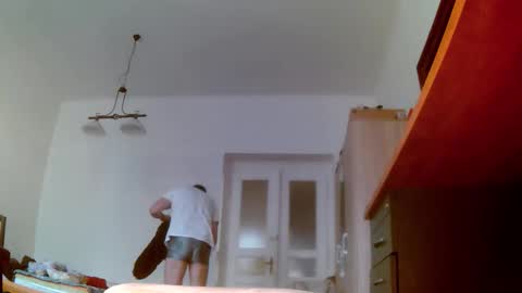 mature-man online show from February 2026 01:50:02 PM