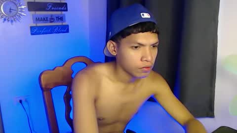 janlloyd04 online show from September 2025 03:55:02 AM