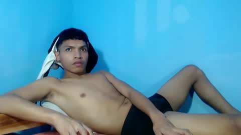 Snapshot of janlloyd04 chatting on April 2026 02:20:01 PM janlloyd04 online show from April 2026 02:20:01 PM