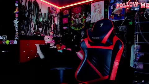 Snapshot of janna_ink chatting on March 2026 10:53:01 PM online show from March 2026 10:53:01 PM