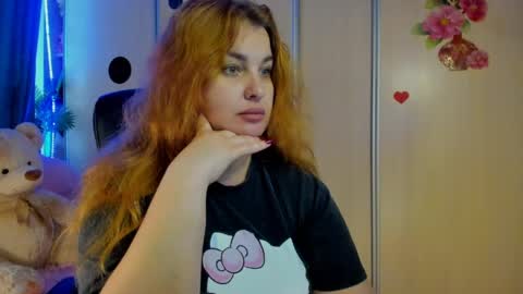 Snapshot of jansylines chatting on June 2026 09:02:01 AM JansyLines online show from June 2026 09:02:01 AM