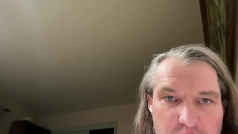 Snapshot of japhet33 chatting on January 2025 12:25:02 PM japhet33 online show from January 2025 12:25:02 PM