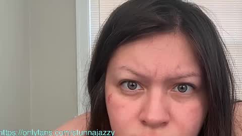 jasmin420r online show from February 2026 06:15:02 PM