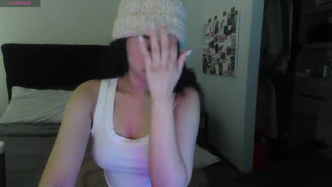 Snapshot of jasmine_019 chatting on May 2026 05:11:01 PM J- next transmission december 4 online show from May 2026 05:11:01 PM