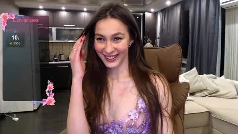 Jasmine online show from April 2026 07:58:02 PM