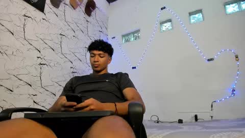 Snapshot of jay_aalvarez chatting on February 2026 11:37:01 AM Jay online show from February 2026 11:37:01 AM