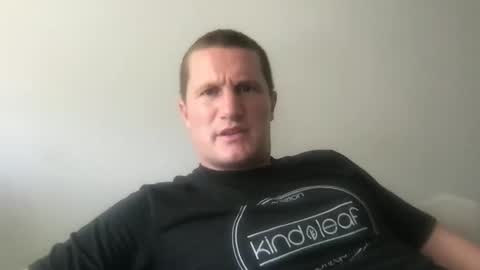 jaycup1989 online show from April 2026 04:11:01 PM