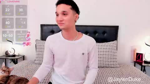 Snapshot of jaylen_and_duke chatting on May 2026 11:04:02 AM Jaylen and duke online show from May 2026 11:04:02 AM