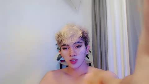 jaysee_hugecox online show from May 2026 06:58:01 PM