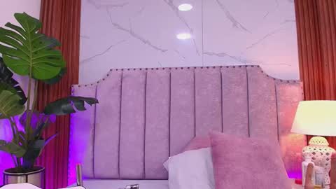 Jazmin online show from March 2026 06:36:01 PM