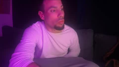 JcMax305 online show from March 2026 09:15:01 AM