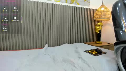 jdwhite18 online show from June 2026 08:02:02 AM