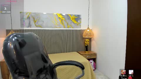 jdwhite18 online show from June 2026 03:40:02 AM
