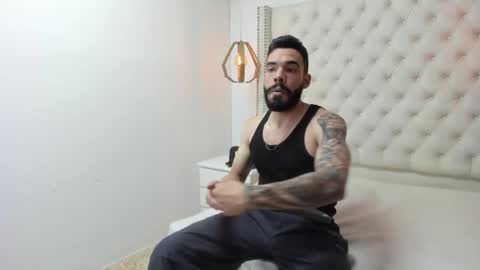 JEAN online show from April 2026 08:25:02 PM