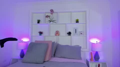 Jehn online show from May 2026 01:37:01 PM