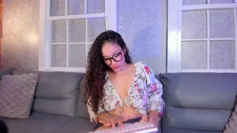 Snapshot of jeilovee chatting on February 2026 11:36:01 AM Jen online show from February 2026 11:36:01 AM