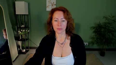 Snapshot of jennali1 chatting on June 2026 04:04:02 AM Jenna online show from June 2026 04:04:02 AM