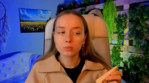 Snapshot of jennifergraces chatting on October 2025 09:50:02 AM Jennifer online show from October 2025 09:50:02 AM