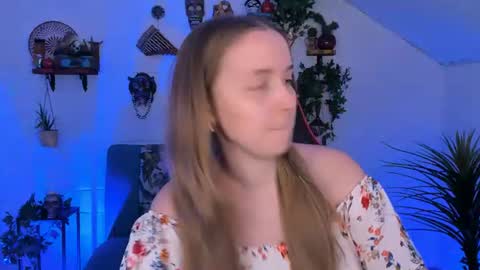 Jennifer online show from July 2026 05:51:02 PM
