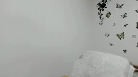 Snapshot of jenniferloveyou chatting on June 2026 03:10:02 AM jenniferloveyou online show from June 2026 03:10:02 AM