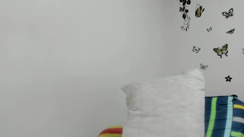 Snapshot of jenniferloveyou chatting on June 2026 01:39:01 AM jenniferloveyou online show from June 2026 01:39:01 AM