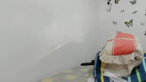 Snapshot of jenniferloveyou chatting on June 2026 12:10:01 PM jenniferloveyou online show from June 2026 12:10:01 PM