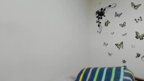 Snapshot of jenniferloveyou chatting on July 2026 04:46:02 PM jenniferloveyou online show from July 2026 04:46:02 PM