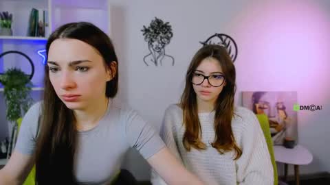 Snapshot of jenny_donne chatting on March 2026 06:06:01 AM jenny_donne online show from March 2026 06:06:01 AM
