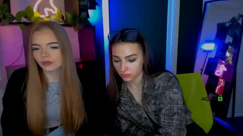 Snapshot of jenny_donne chatting on March 2026 12:32:01 PM jenny_donne online show from March 2026 12:32:01 PM