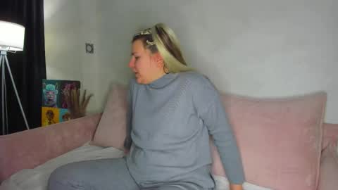 Jenny online show from February 2026 01:25:02 AM