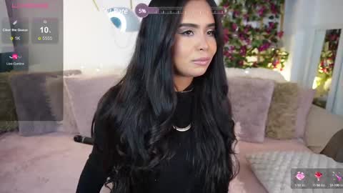 Snapshot of jenny_roberts96 chatting on February 2025 07:05:02 PM Jenny Roberts online show from February 2025 07:05:02 PM