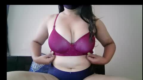 Jenny online show from April 2026 06:19:01 AM