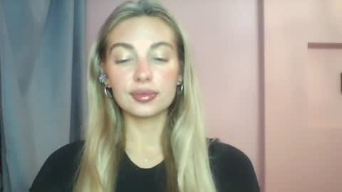 The Flower Power Models online show from July 2026 11:00:01 PM