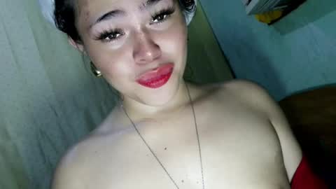 Snapshot of jennysweetfuckerxxx chatting on July 2026 01:48:02 AM jenny69 online show from July 2026 01:48:02 AM