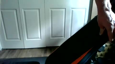 jerker87425 online show from June 2026 01:37:01 PM