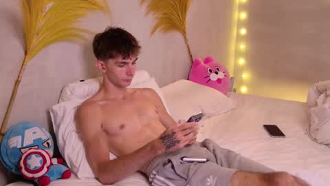 Jerry  online show from March 2026 03:25:02 AM