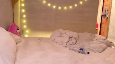 Jerry  online show from April 2026 07:58:01 PM