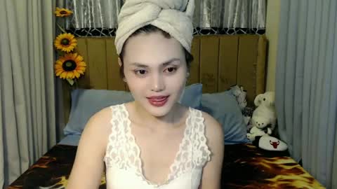 Snapshot of jess_goddes chatting on June 2026 04:31:01 PM jess_goddes online show from June 2026 04:31:01 PM