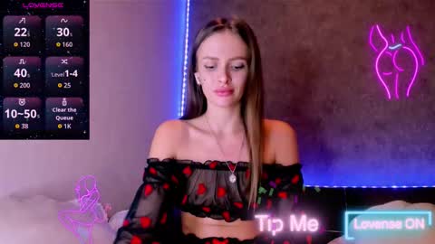 Jess online show from October 2025 09:15:01 PM